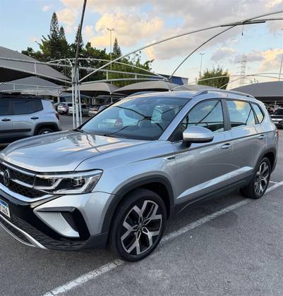 VOLKSWAGEN TAOS 1.4 250 TSI TOTAL FLEX HIGHLINE AUTOMÁTICO
